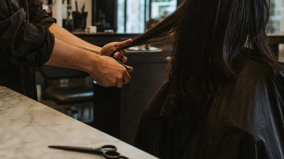 Coupe de cheveux femme 2026 : tendances et innovations